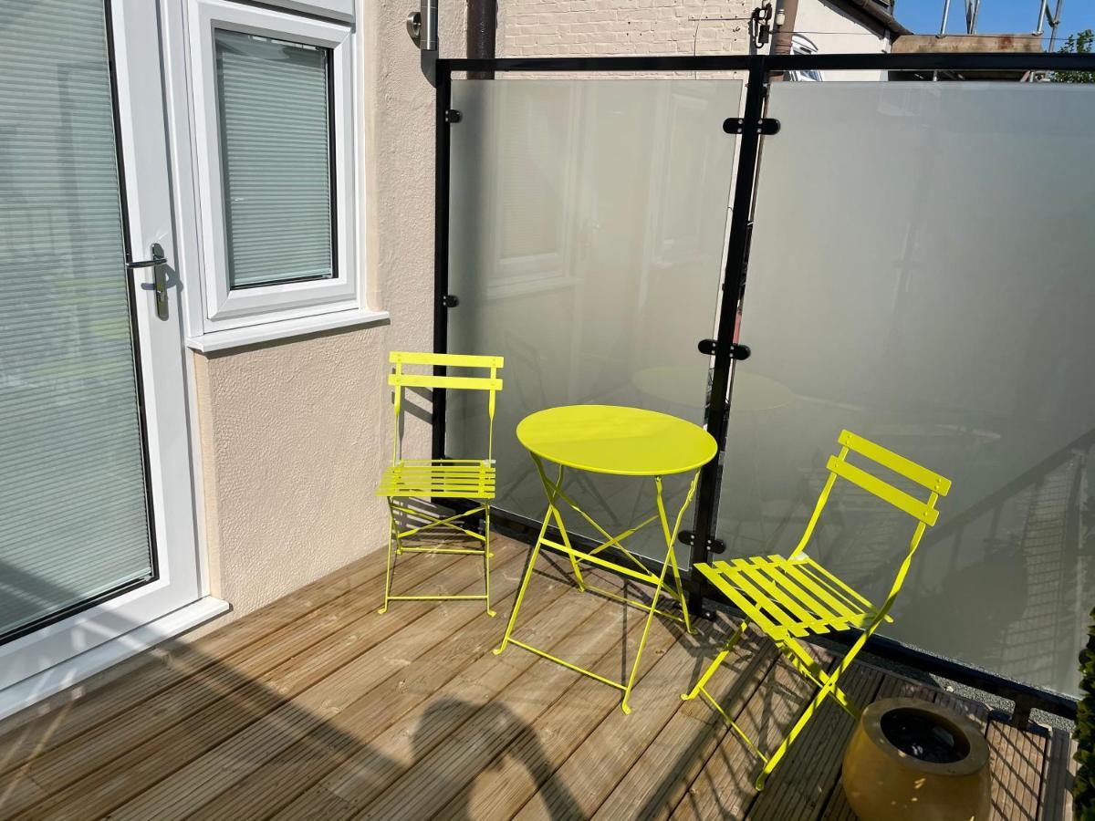 The Alvaros Apartment Southend-on-Sea Exteriör bild